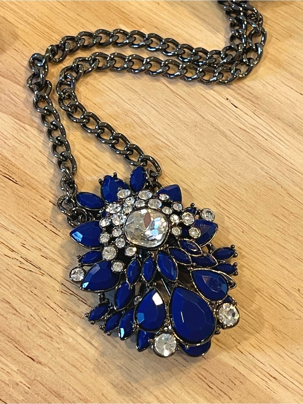 🌑NWT Park Lane Spellbound Crystal Gunmetal Necklace🌑 - Picture 2 of 4